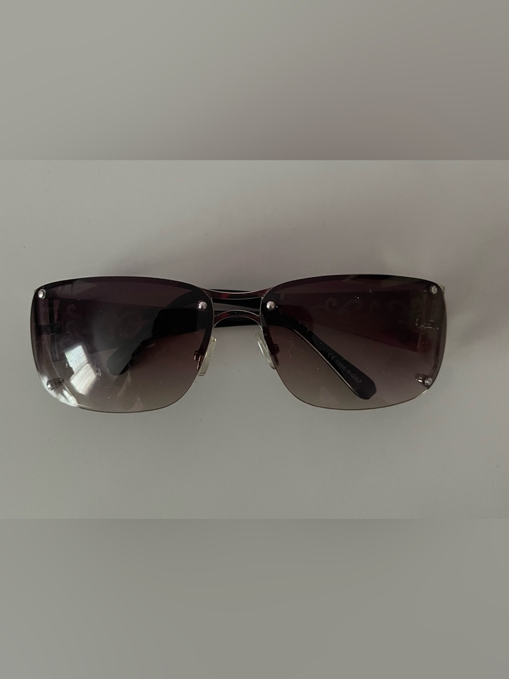 Vintage Women’s Gradient Brown Rimless Sunglasses
